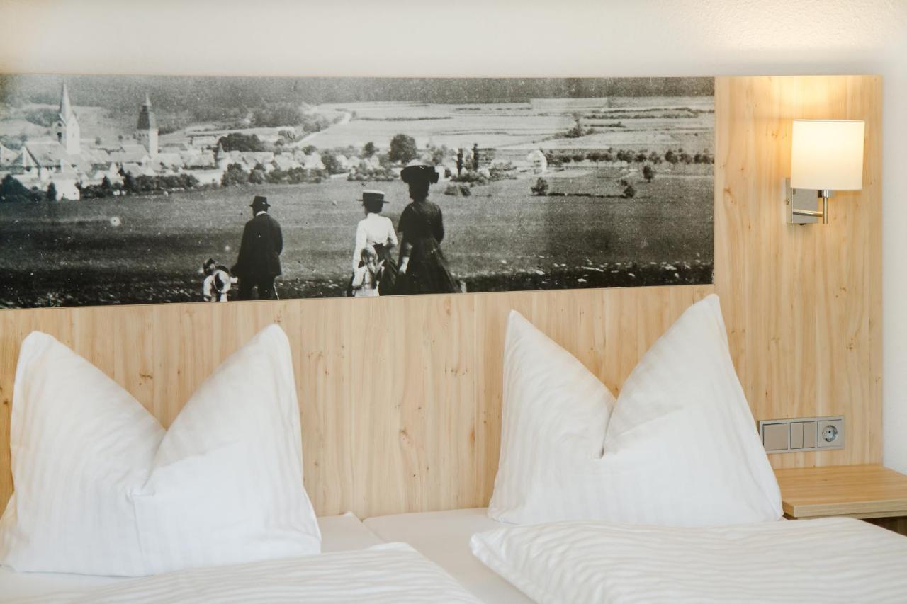 Hotel-Gasthof Blaue Traube E.K. Берхинг Экстерьер фото